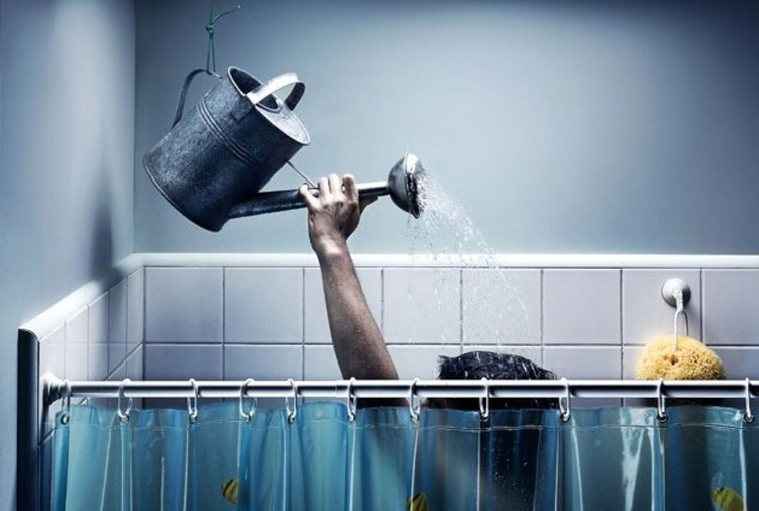 douche avant l'agrandissement du pénis avec du bicarbonate de soude